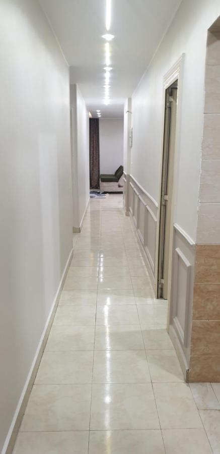شقه مفروشه ب النزهه للايجار ايام ومداد طويله Apartment *