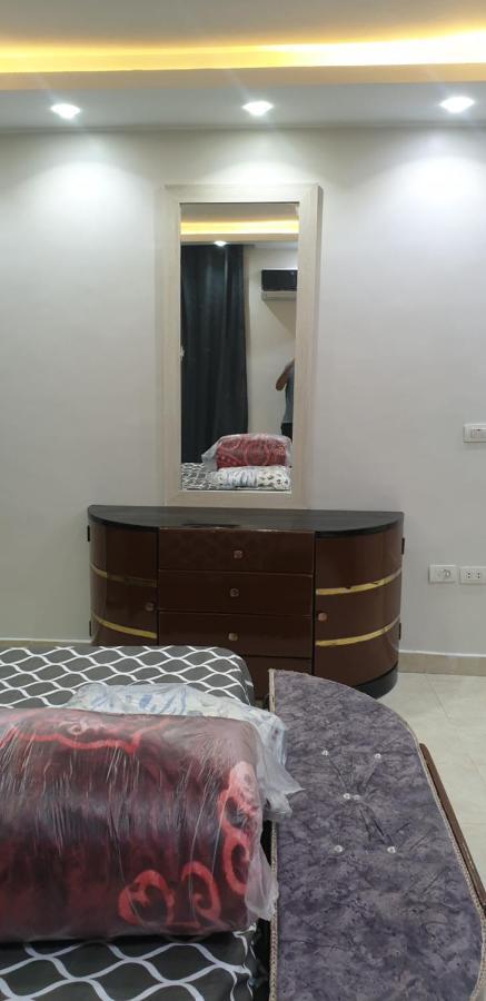 شقه مفروشه ب النزهه للايجار ايام ومداد طويله Cairo
